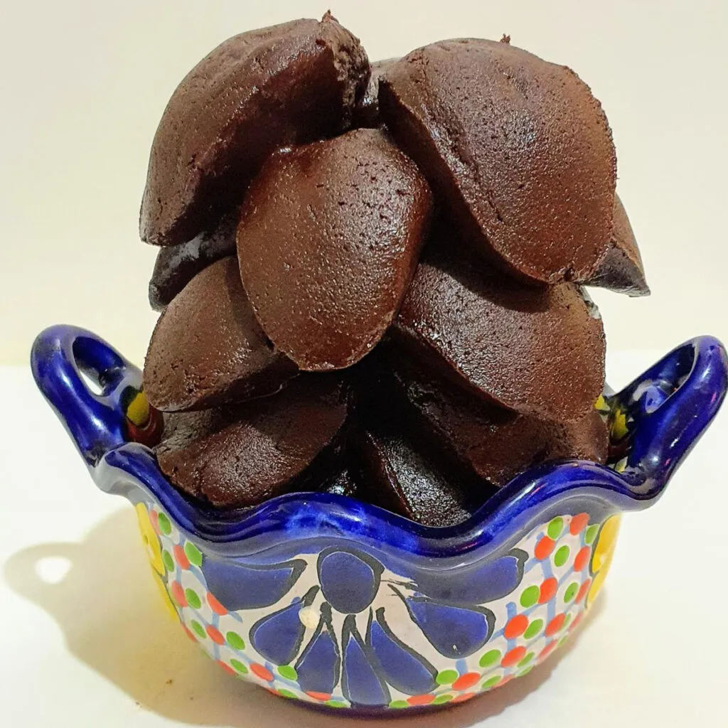 [746] Mole almendrado en pasta, kilo