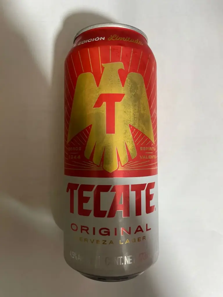 Cerveza lager roja de 473 ml, Tecate, lata