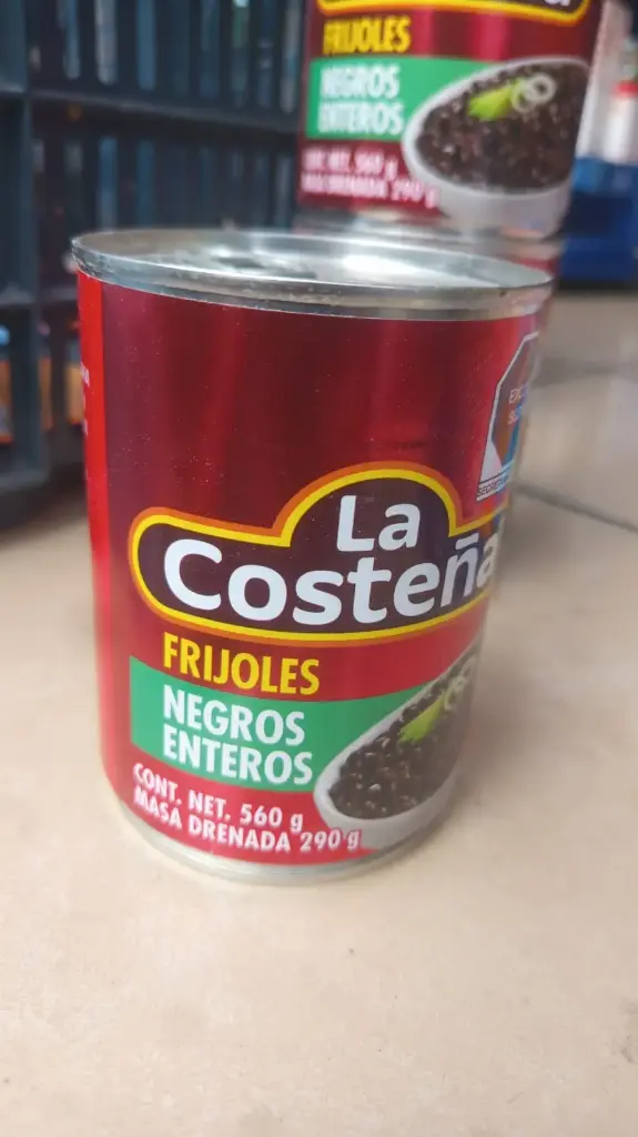 Frijol Negro Enteros de 560 g, la costeña, pieza