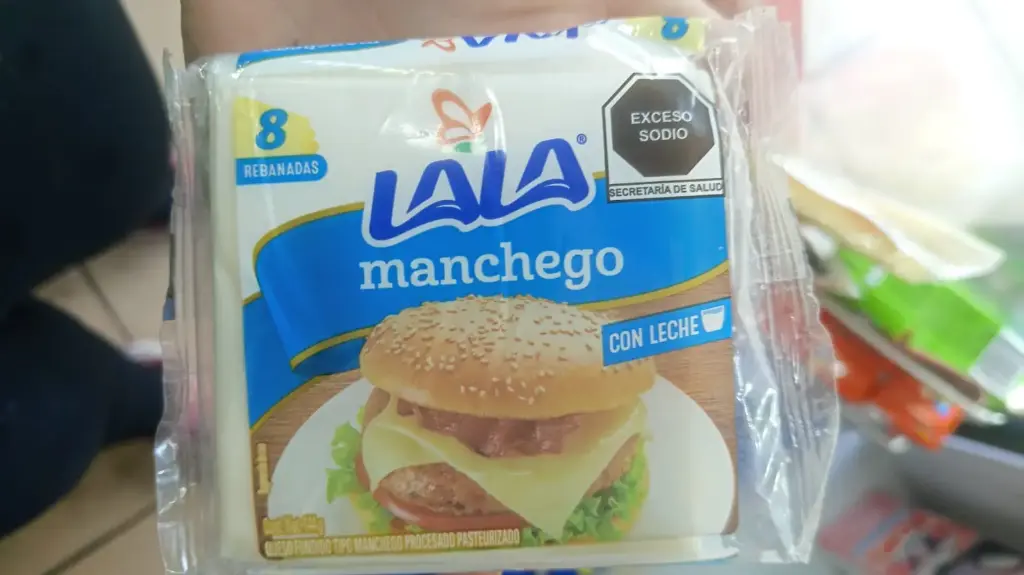 Queso manchego 8 rebanada, lala, 144 gr, pieza