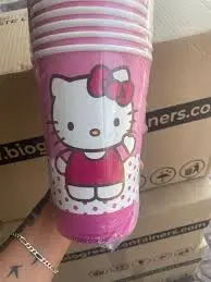 [1615C] vasos hello kitty de 25 pz, (mas de 20), paquete